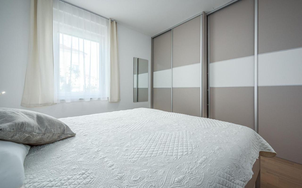 Sofia House With Apartment Ουμάγκ Εξωτερικό φωτογραφία