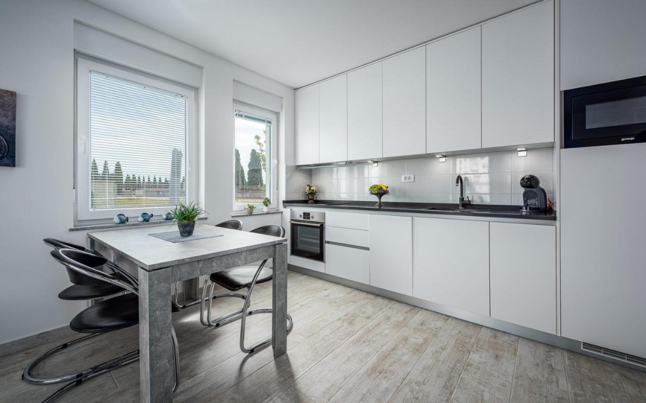 Sofia House With Apartment Ουμάγκ Εξωτερικό φωτογραφία