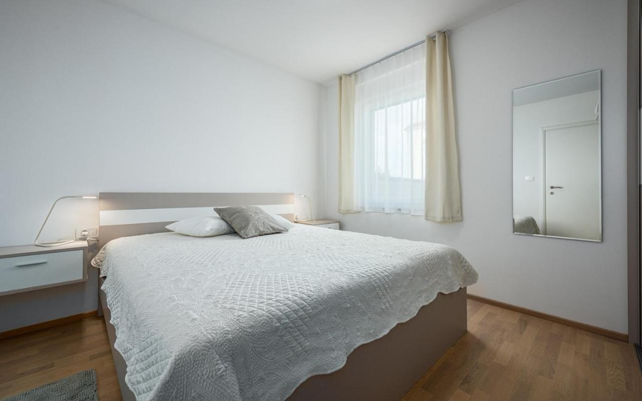 Sofia House With Apartment Ουμάγκ Εξωτερικό φωτογραφία